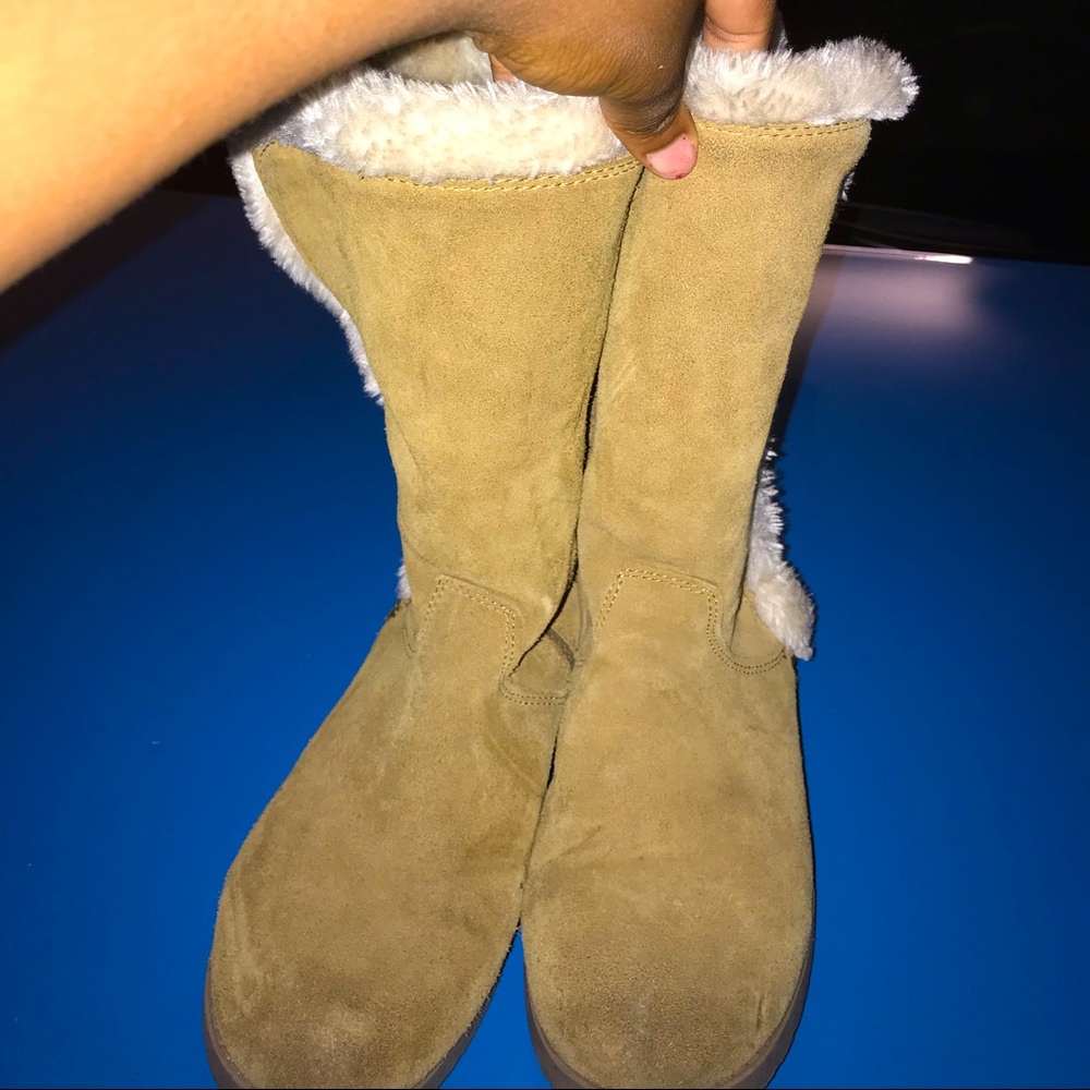 Tan boots
